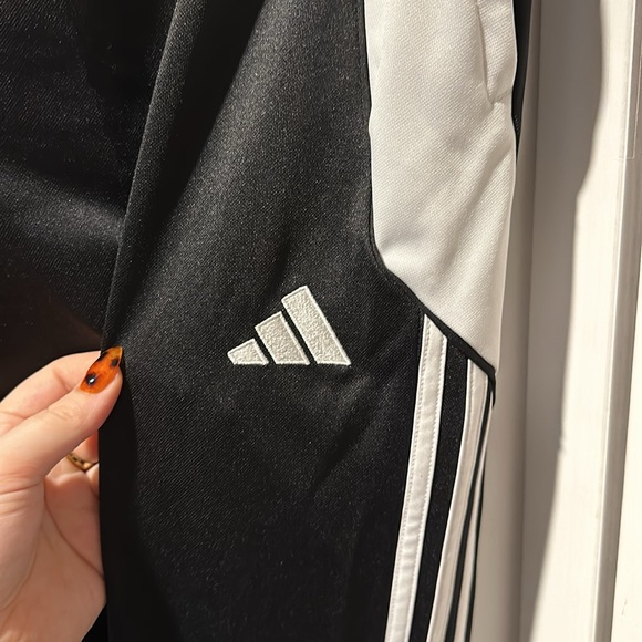 adidas 3 stripes track pants - Picture 4 of 7